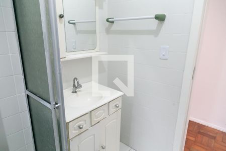Banheiro de apartamento à venda com 1 quarto, 41m² em Cidade Baixa, Porto Alegre