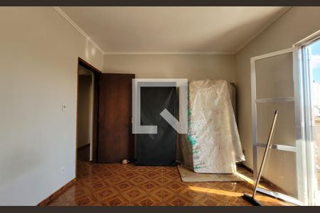 Casa à venda com 336m², 5 quartos e 6 vagasQuarto 2 - Casa 2