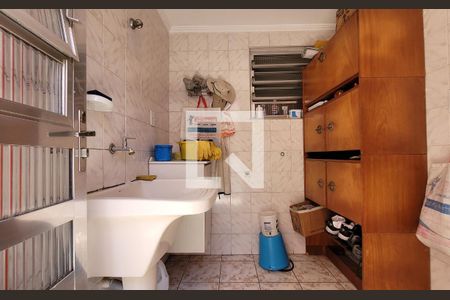 Casa à venda com 336m², 5 quartos e 6 vagasLavanderia - Casa 2