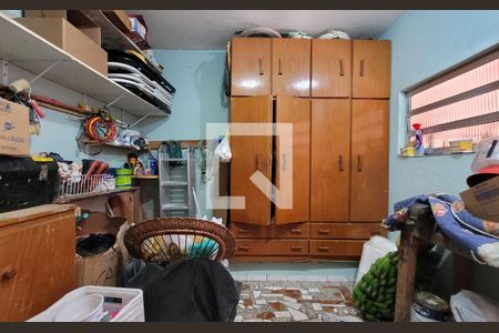 Casa à venda com 336m², 5 quartos e 6 vagasQuarto de serviço