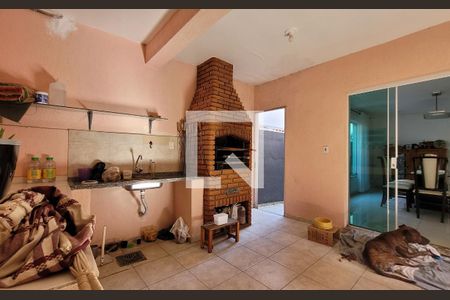 Casa à venda com 336m², 5 quartos e 6 vagasChurrasqueira