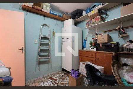 Casa à venda com 336m², 5 quartos e 6 vagasQuarto de serviço