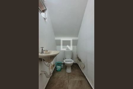 Casa à venda com 336m², 5 quartos e 6 vagasLavabo