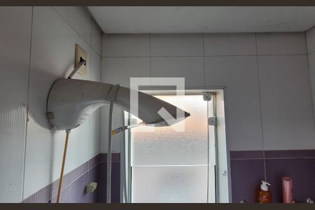 Casa à venda com 336m², 5 quartos e 6 vagasBanheiro da suíte 2