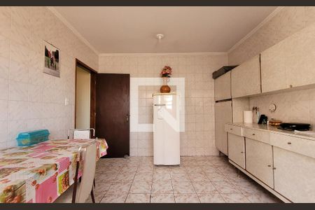 Casa à venda com 336m², 5 quartos e 6 vagasCozinha - Casa 2