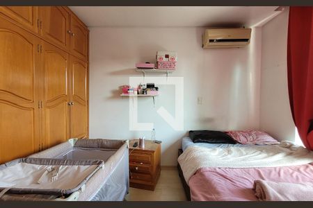 Casa à venda com 336m², 5 quartos e 6 vagasSuíte 2