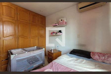 Casa à venda com 336m², 5 quartos e 6 vagasSuíte 2