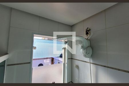 Casa à venda com 336m², 5 quartos e 6 vagasBanheiro da suíte