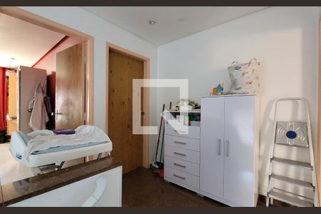 Corredor de casa à venda com 5 quartos, 336m² em Jardim Pilar, Santo André