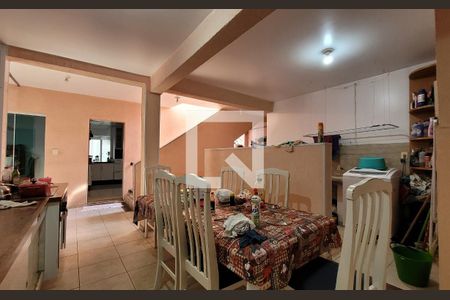 Casa à venda com 336m², 5 quartos e 6 vagasCozinha