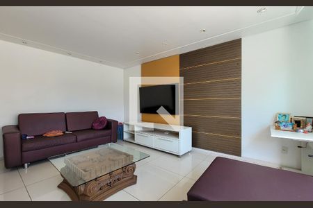 Sala de casa à venda com 5 quartos, 336m² em Jardim Pilar, Santo André