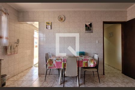 Casa à venda com 336m², 5 quartos e 6 vagasCozinha - Casa 2