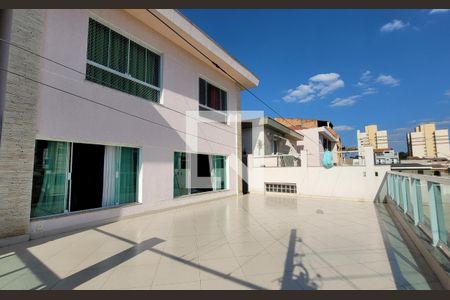 Casa à venda com 336m², 5 quartos e 6 vagasArea externa