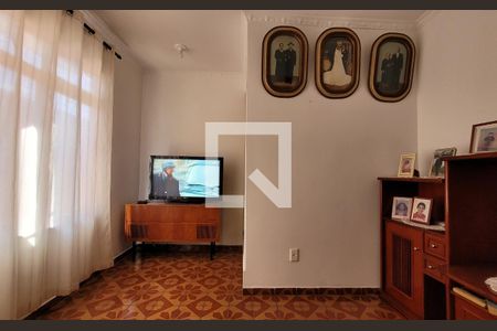 Casa à venda com 336m², 5 quartos e 6 vagasSala - Casa 2