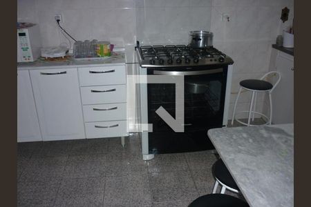 Casa à venda com 3 quartos, 340m² em Fernão Dias, Belo Horizonte