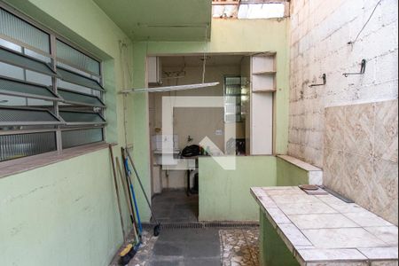 Casa à venda com 260m², 3 quartos e sem vagaÁrea de serviço