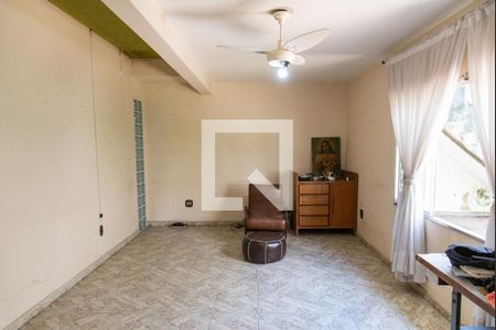 Sala de casa à venda com 3 quartos, 260m² em Jardim da Gloria, São Paulo