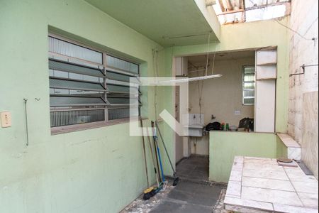 Casa à venda com 260m², 3 quartos e sem vagaÁrea de serviço