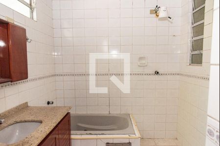 Casa à venda com 260m², 3 quartos e sem vagaBanheiro da suíte