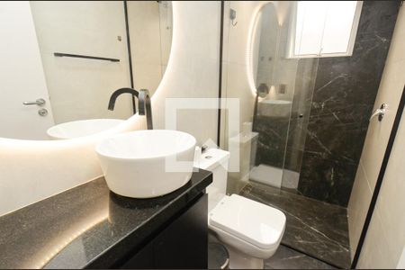 Apartamento para alugar com 150m², 3 quartos e 2 vagas Apartamento para alugar com 150m², 3 quartos e 2 vagasBanheiro 2