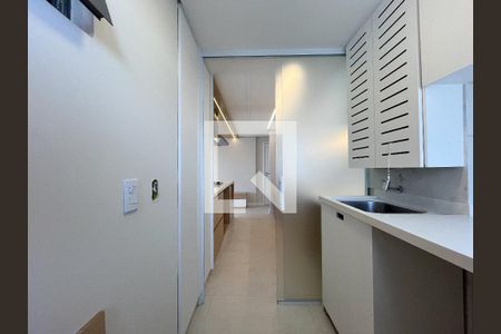 Apartamento à venda com 84m², 3 quartos e 1 vagaÁrea de Serviço