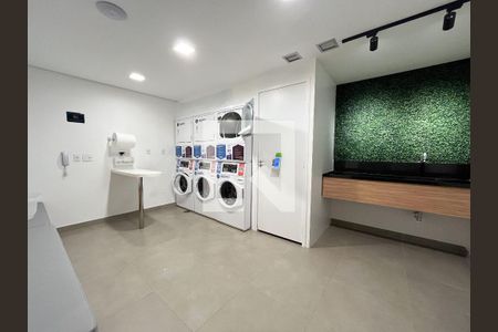 Apartamento à venda com 84m², 3 quartos e 1 vagaÁrea comum - Lavanderia 