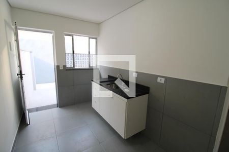Sala / Cozinha de casa para alugar com 1 quarto, 29m² em Vila Guilherme, São Paulo