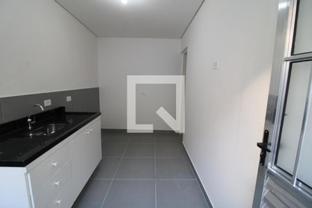 Sala / Cozinha de casa para alugar com 1 quarto, 28m² em Vila Guilherme, São Paulo