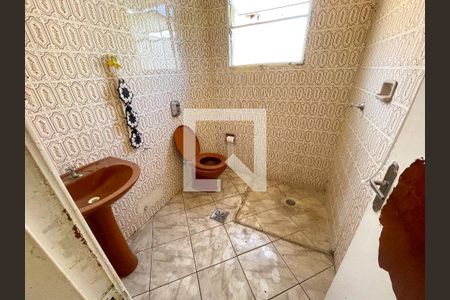 Banheiro de apartamento à venda com 3 quartos, 142m² em Novo Eldorado, Contagem