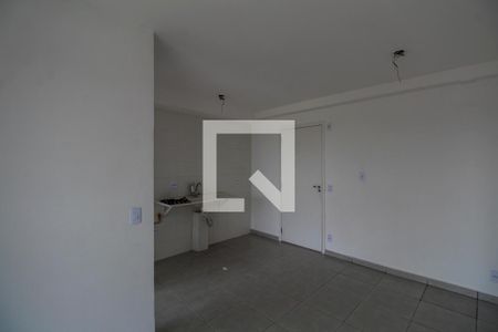 Sala/Cozinha de apartamento para alugar com 2 quartos, 47m² em Vila Fatima, São Paulo