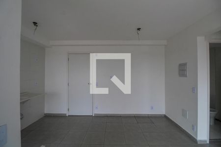 Sala/Cozinha de apartamento para alugar com 2 quartos, 47m² em Vila Fatima, São Paulo