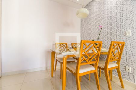 Sala de Jantar de apartamento à venda com 2 quartos, 69m² em Jardim Tupanci, Barueri