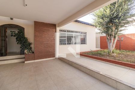 Casa à venda com 274m², 3 quartos e 2 vagasGaragem
