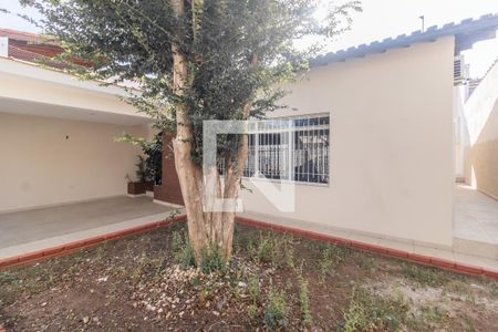 Casa à venda com 274m², 3 quartos e 2 vagasQuintal