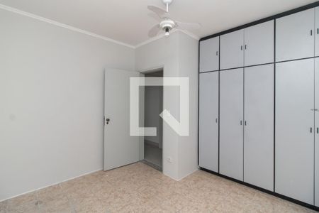 Casa à venda com 274m², 3 quartos e 2 vagasQuarto
