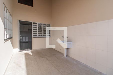 Casa à venda com 274m², 3 quartos e 2 vagasÁrea de serviço