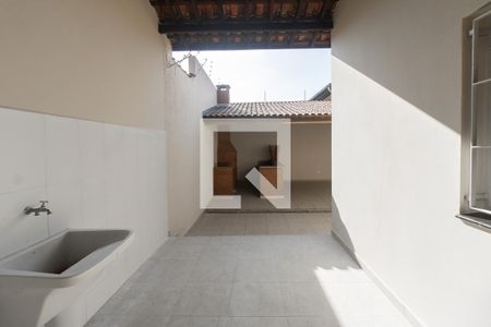 Casa à venda com 274m², 3 quartos e 2 vagasÁrea de serviço