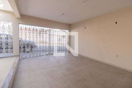 Casa à venda com 274m², 3 quartos e 2 vagasGaragem