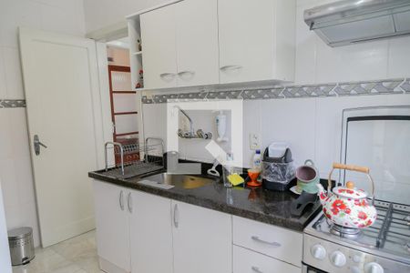 Apartamento à venda com 92m², 3 quartos e sem vaga Apartamento à venda com 92m², 3 quartos e sem vagaCozinha