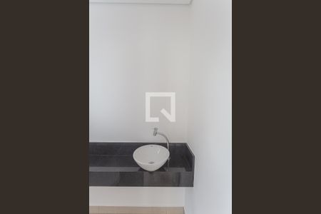 Lavabo na Sala de apartamento à venda com 2 quartos, 61m² em São Pedro, Belo Horizonte