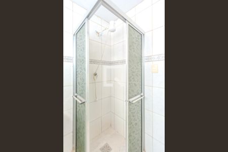 Banheiro de kitnet/studio à venda com 1 quarto, 35m² em Centro Histórico, Porto Alegre