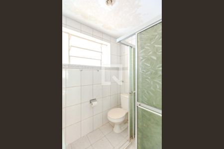 Banheiro de kitnet/studio à venda com 1 quarto, 35m² em Centro Histórico, Porto Alegre