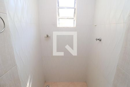 Banheiro de casa para alugar com 0 quarto, 45m² em Vila Esperança, São Paulo