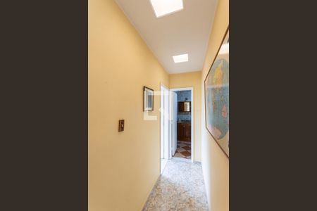 Corredor de apartamento para alugar com 2 quartos, 90m² em São Cristóvão, Rio de Janeiro