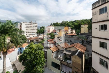 Apartamento à venda com 90m², 2 quartos e sem vagaVista
