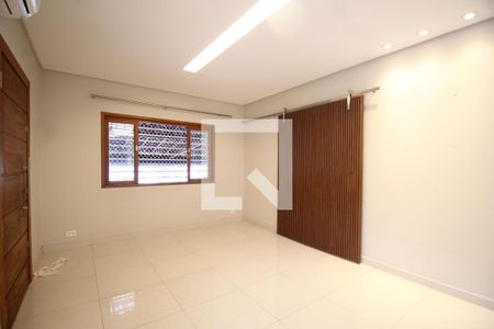 Sala de casa para alugar com 2 quartos, 100m² em Vila Suzana, São Paulo