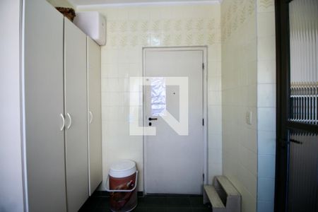 Apartamento para alugar com 220m², 4 quartos e 2 vagas Apartamento para alugar com 220m², 4 quartos e 2 vagasÁrea de Serviço