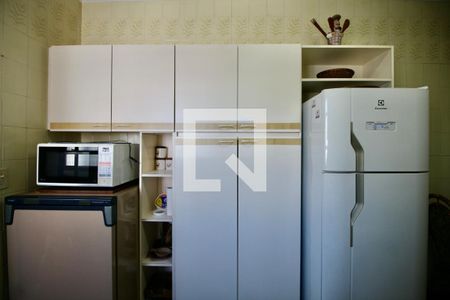 Apartamento para alugar com 220m², 4 quartos e 2 vagas Apartamento para alugar com 220m², 4 quartos e 2 vagasCozinha