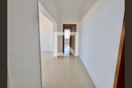 Corredor  de apartamento para alugar com 4 quartos, 200m² em Copacabana, Rio de Janeiro