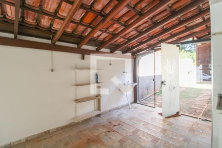 Casa de condomínio para alugar com 110m², 2 quartos e 2 vagas Casa de condomínio para alugar com 110m², 2 quartos e 2 vagasÁrea de Serviço